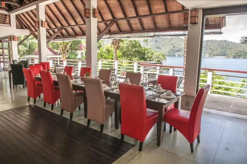 Nusa Nalan Beach Resort