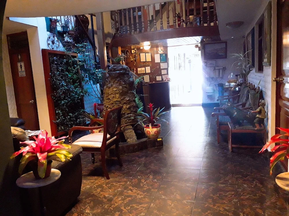 Hostal Santa Apolonia