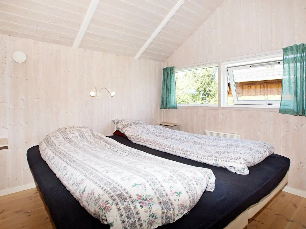 Cosy Holiday Home in Hemmet Near Sea
