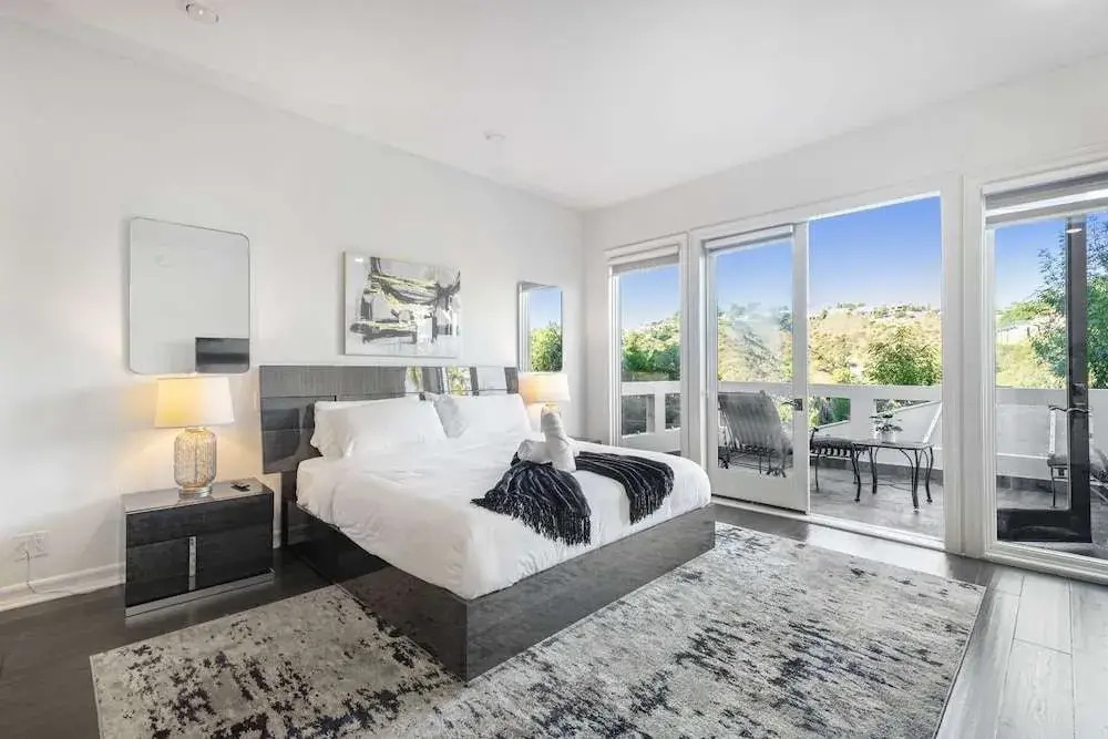 Anzio - Contemporary Bel Air Estate With Endless Amenities