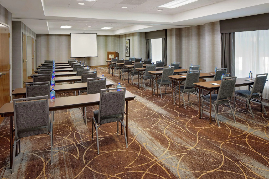 Homewood Suites by Hilton Dallas Market Center