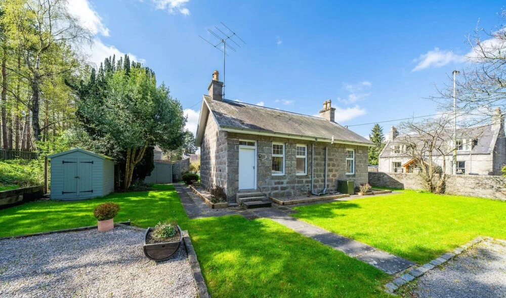 Station Cottage Dinnet Aboyne Aberdeenshire