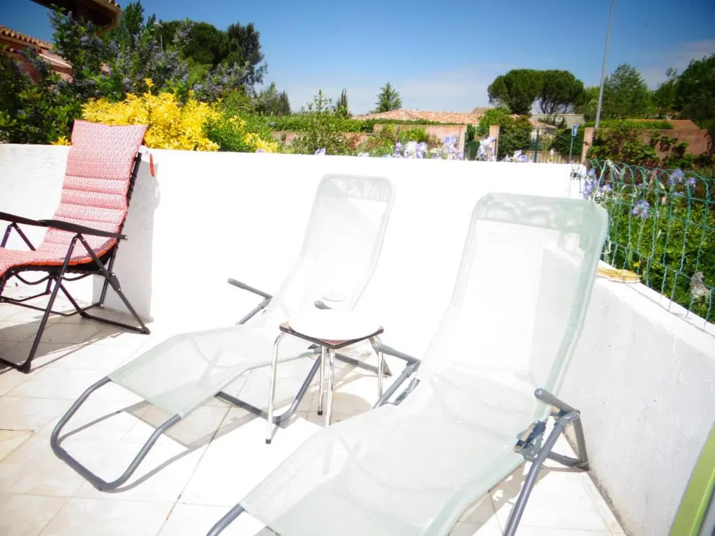 BELLE VILLA, 5 CHAMBRES à 5 min, en voiture, de CARCASSONNE