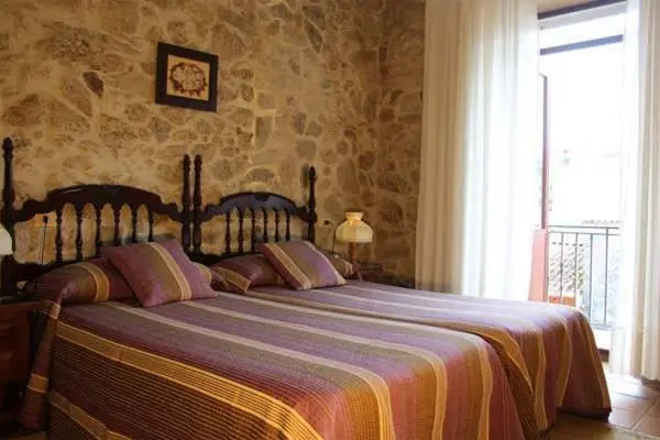 Casa Raúl Lires