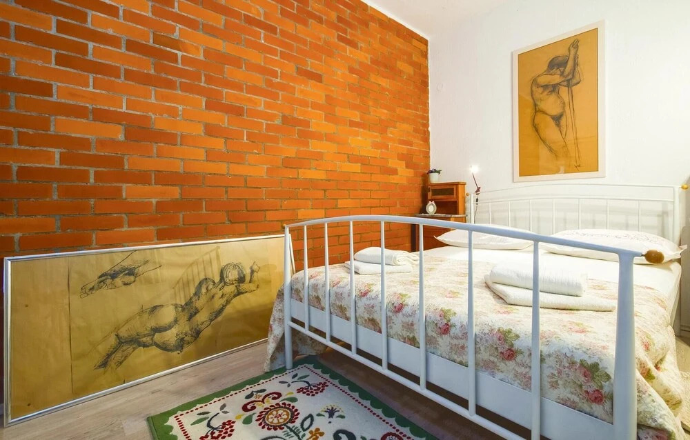 Pet Friendly Home In Zrnovnica