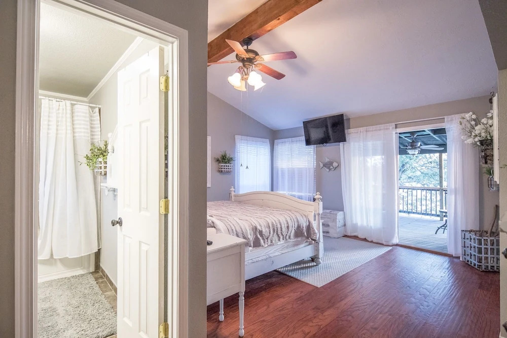 Anchors Away 3 Bedrooms 3 Bathrooms Home