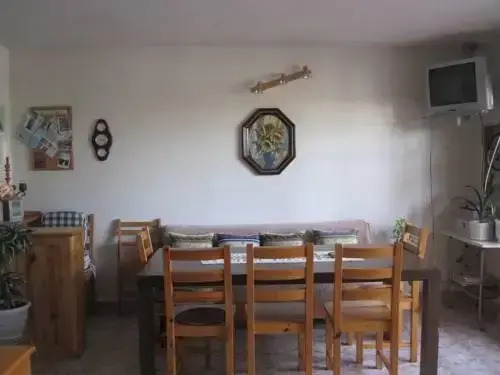 Jotina Guest House
