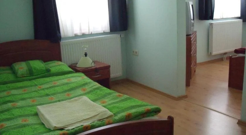 Sasi Panzió 2