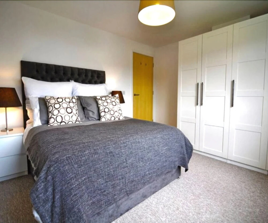 Cottage Road Flat