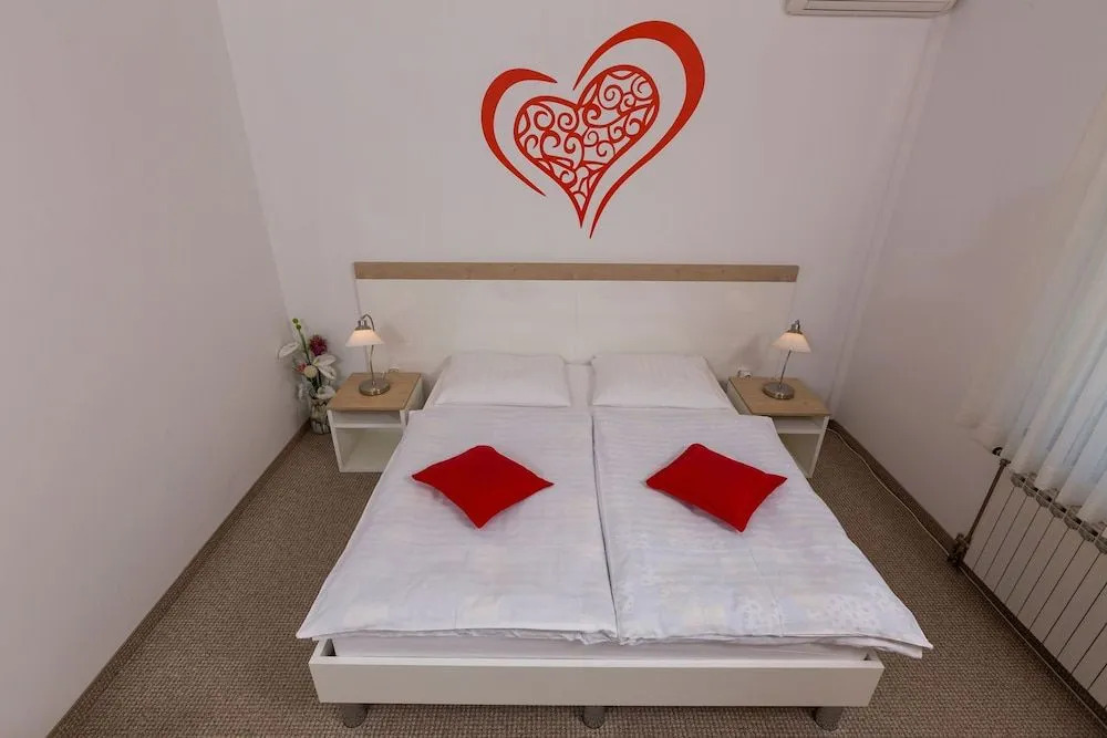 Rooms Pleška