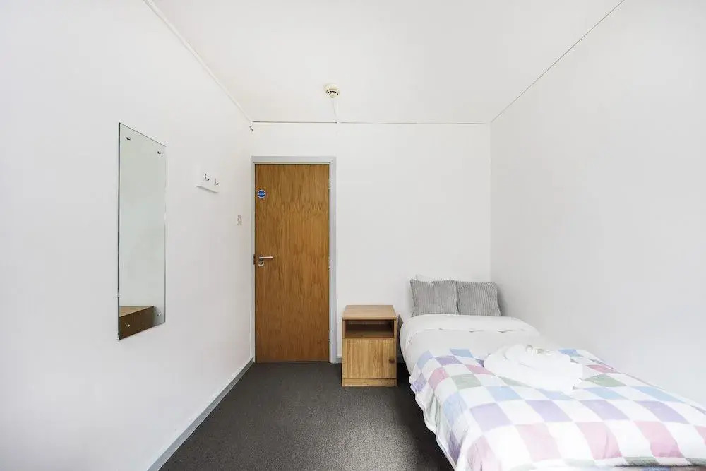 Vibrant Rooms NOTTINGHAM - SK