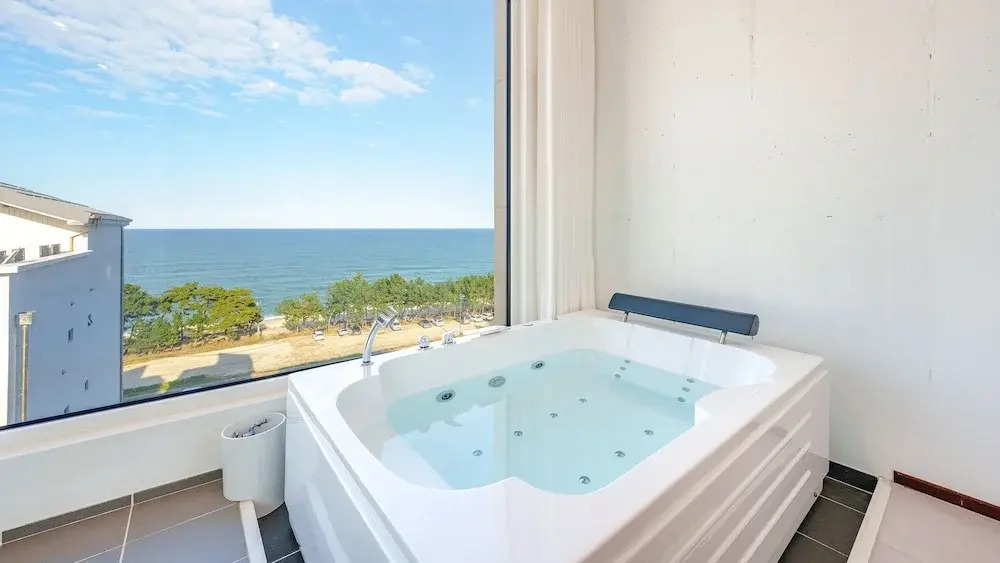 Gangreung cn6 Ocean View spa Poolvilla