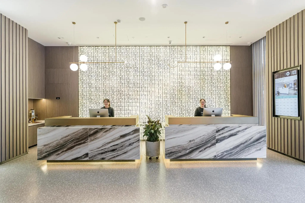 Atour Hotel Jiaxing Haiyan Haifeng Road