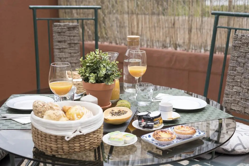 Le Petit Chateau Apartments Porto