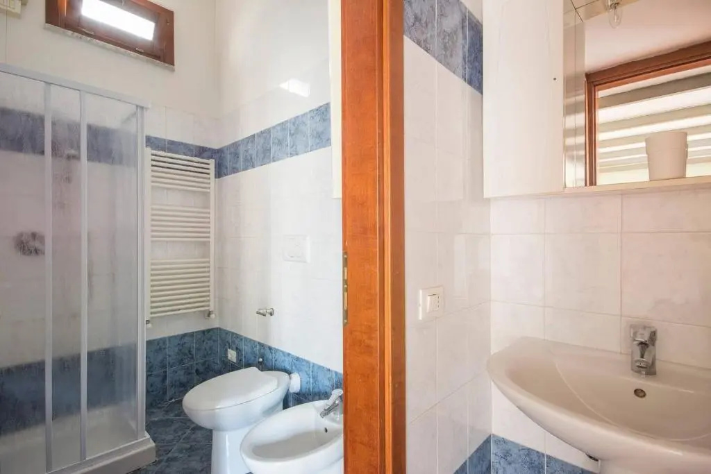 ALTIDO Spacious Apt for 4 in Pisan Residential Area