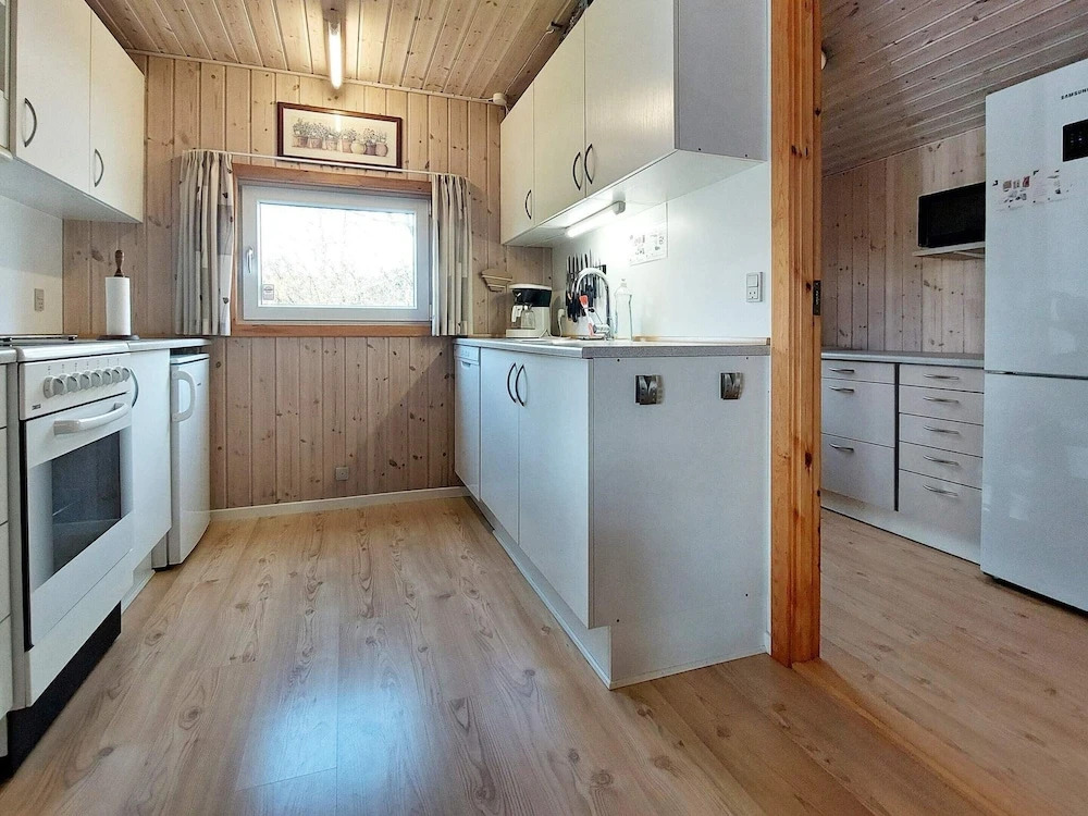 6 person holiday home in Tarm