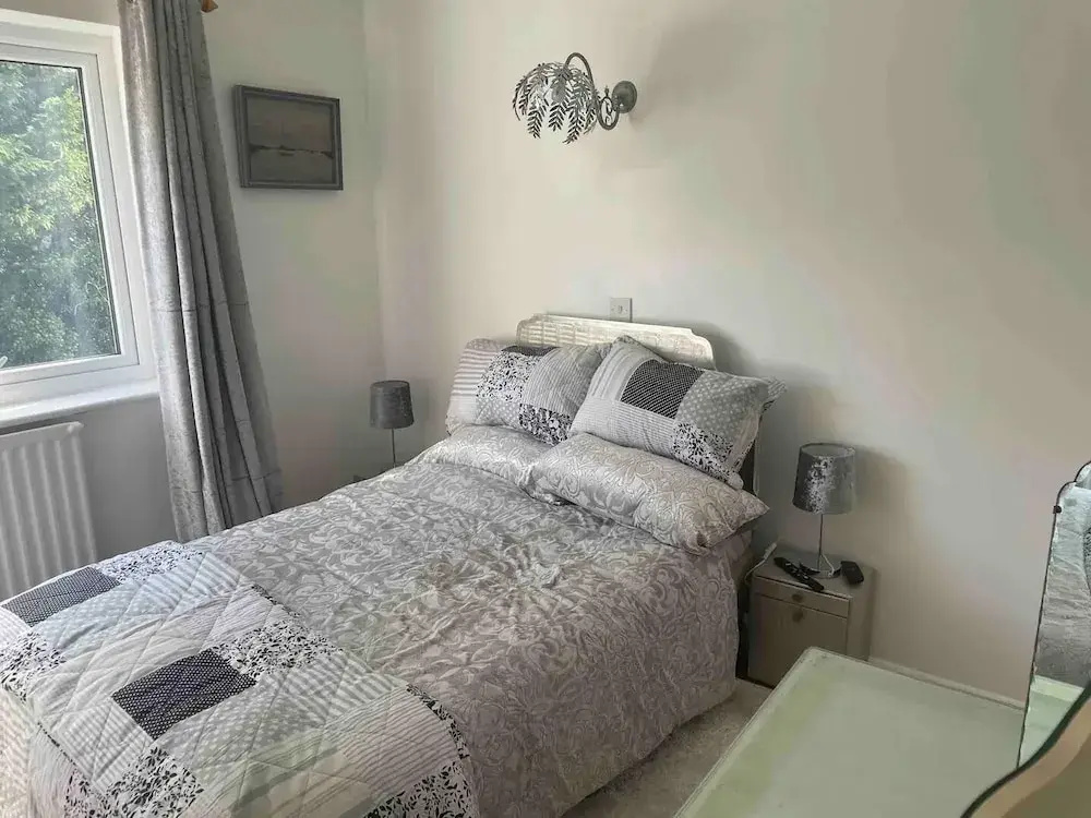 Mersea Island Retreat - 4 Bedroom House