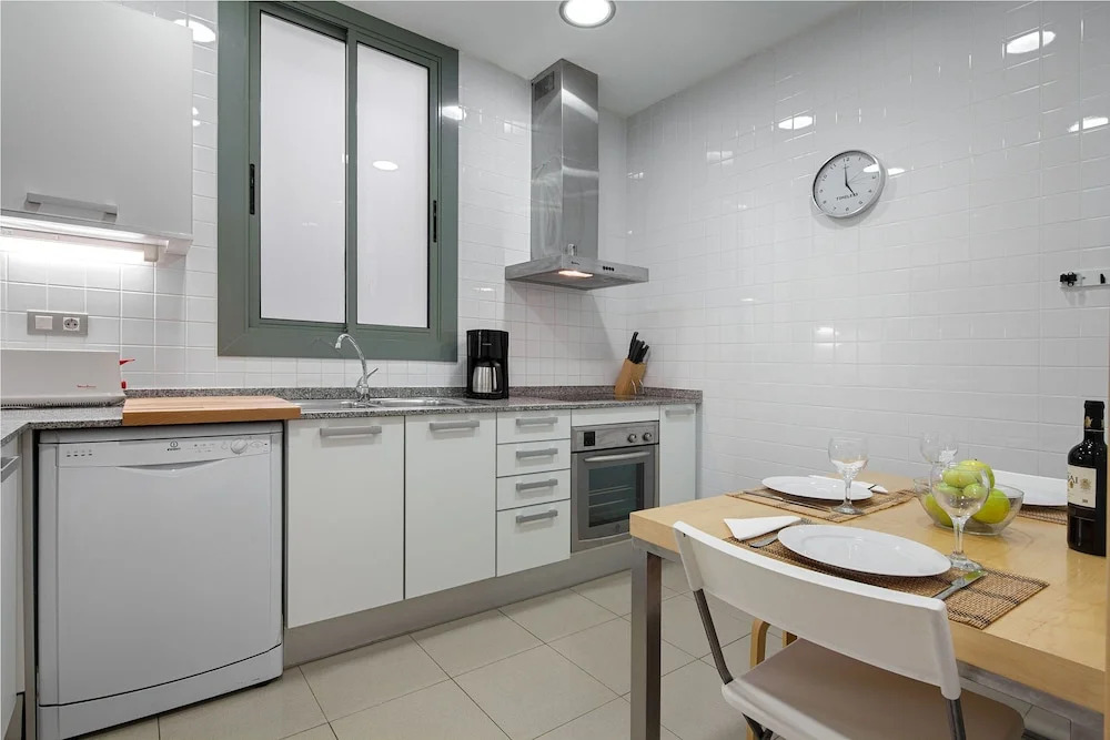 Habitat Apartments Alibei