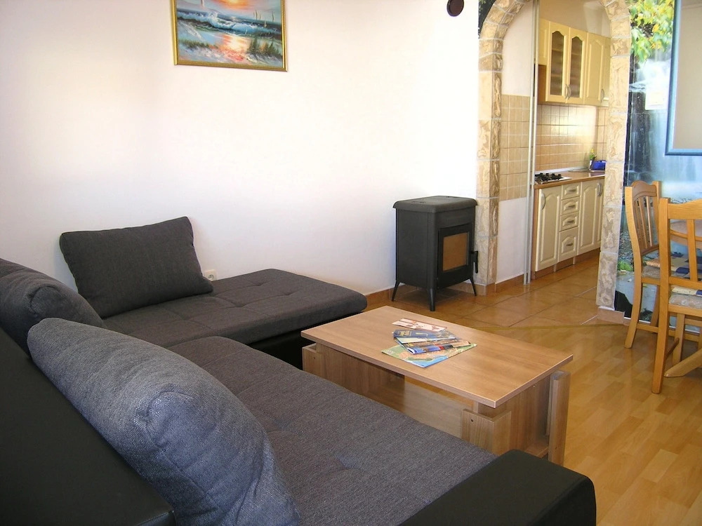 Apartment Miroslav