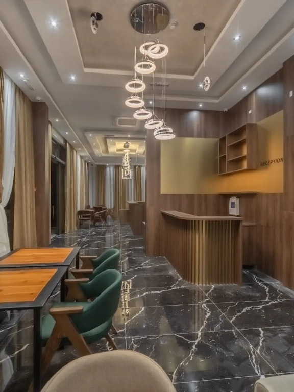 D Iman Hotel