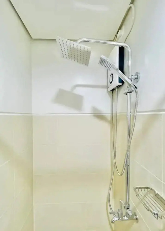 Hubomoto SM Suites