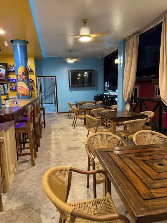 Hotel Royal Blue & Golf Cart Rental