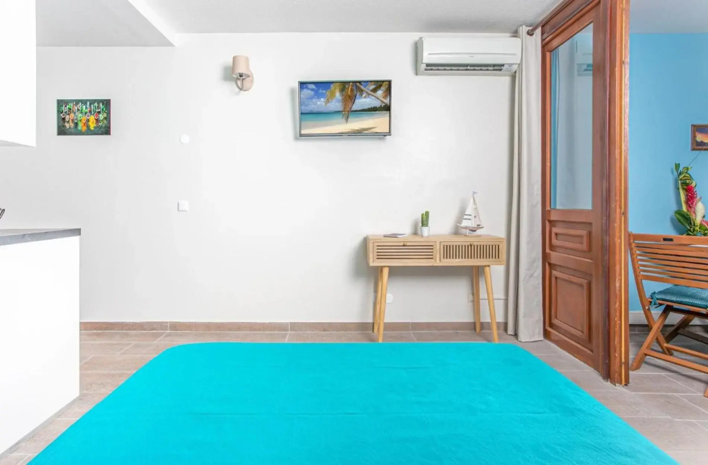 Studio Corail 5 min à pied de la plage - 1BR Studio 5min walk from nice beach