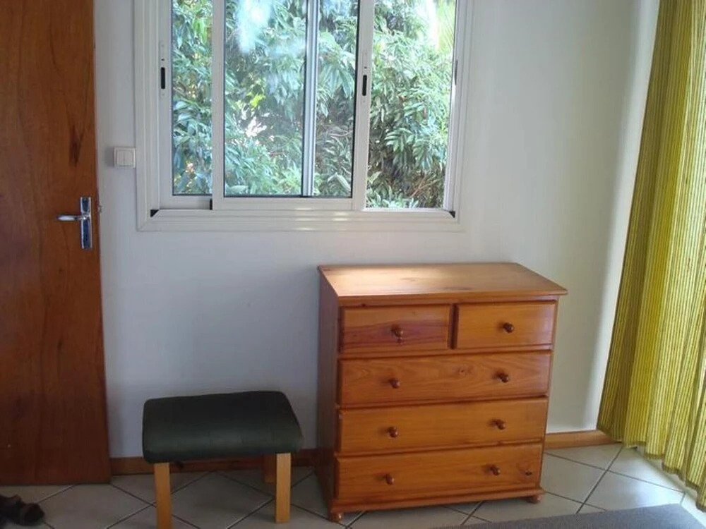 House with One Bedroom in Sainte-Clotilde, with Wonderful Mountain View, Enclosed Garden And Wifi - 30 Km From the Beach