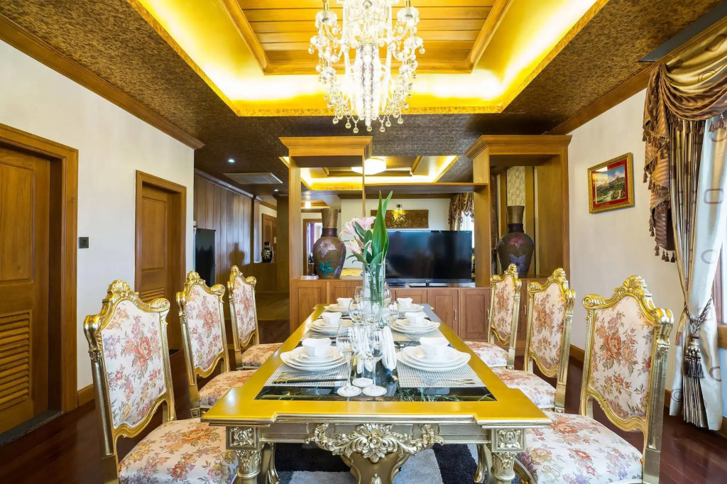 Hotel Shwe Pyi Thar