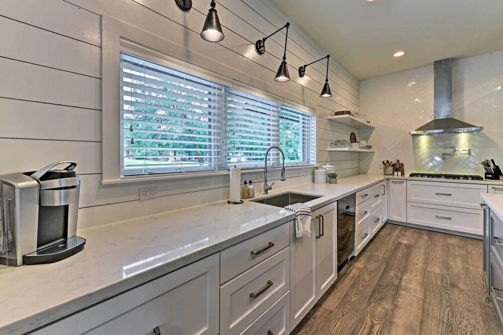 Elegant College Station Home - Walk to Texas A & M