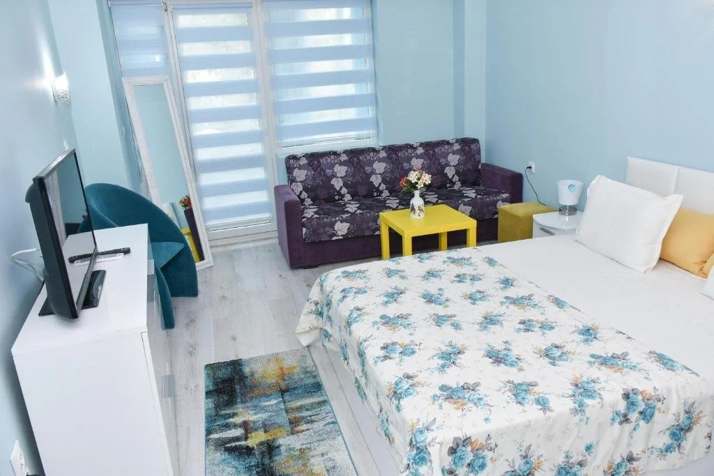 White Rose Guest Rooms