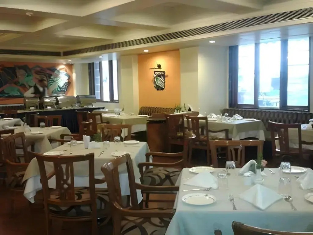 Hotel Supreme Heritage