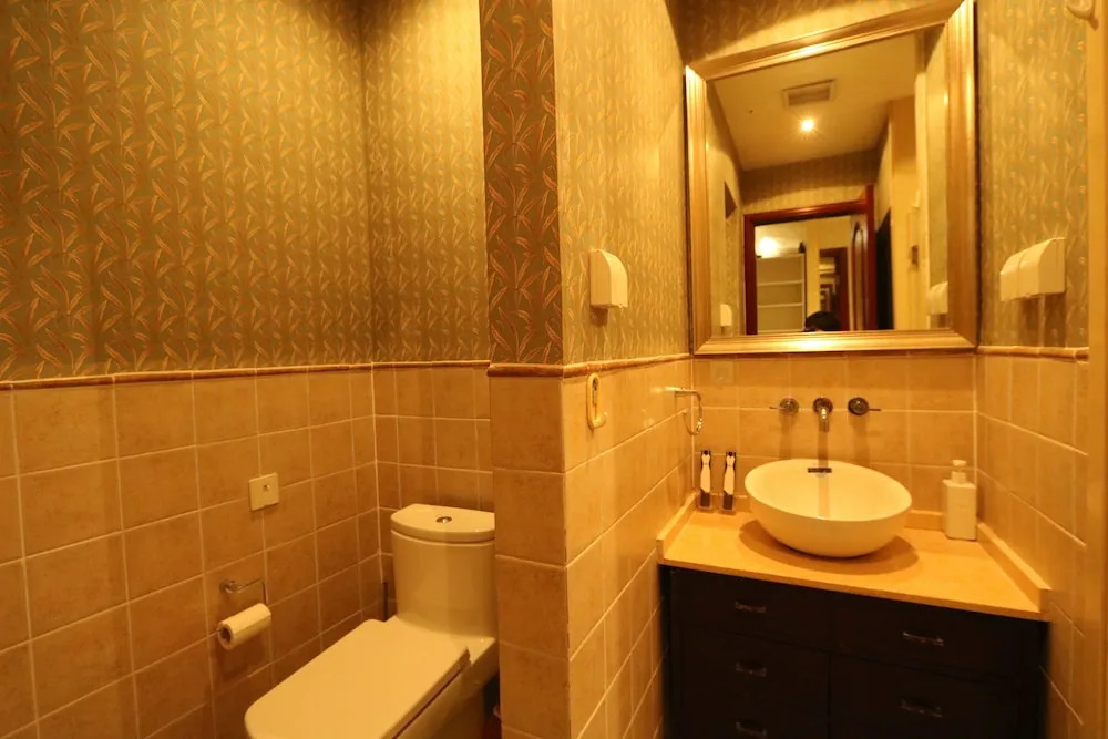 Warm Journey Apartment