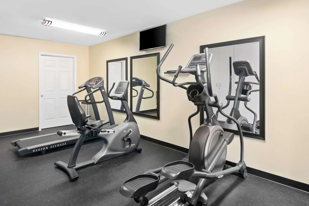 Best Western Cedar Inn