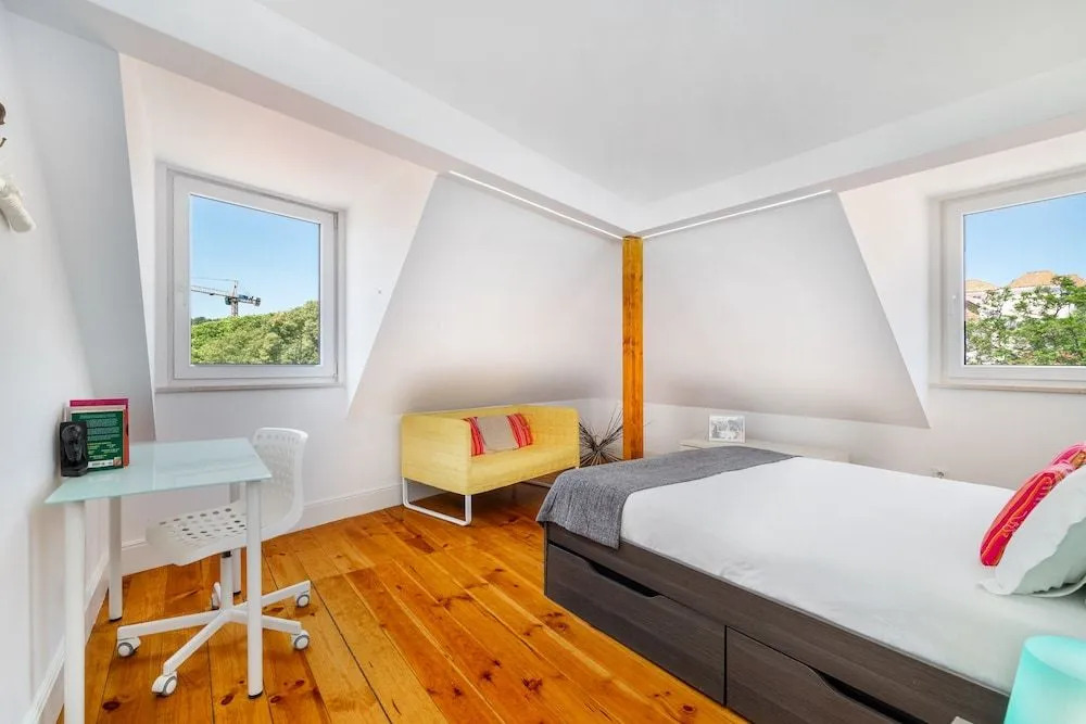 Premium River View Apartment