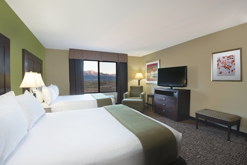 Holiday Inn Express & Suites Richfield by IHG