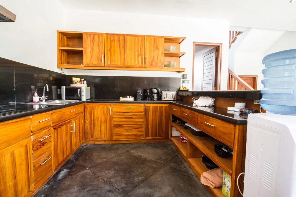 Villa Martine - Fantastic 5BR Villa - Perfect Location in Seminyak