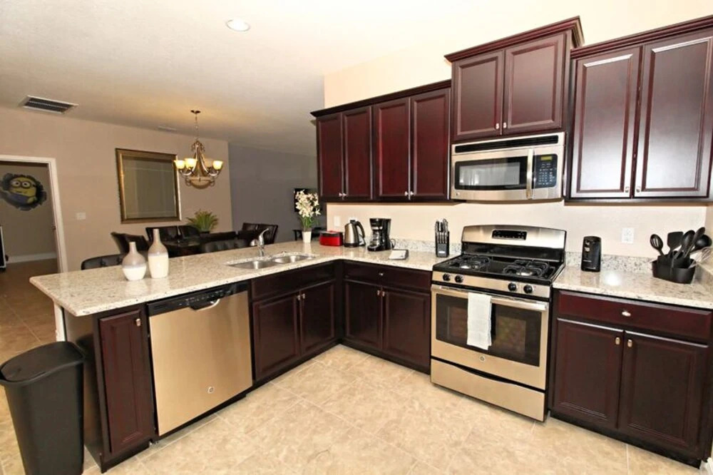 5-Bedroom Villa in Davenport 5132OA