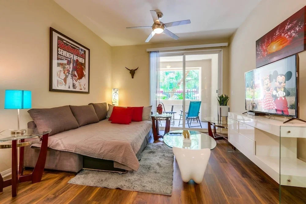 Disney's Gorgeous 1BR/1Bath with Free Parking! (R1)