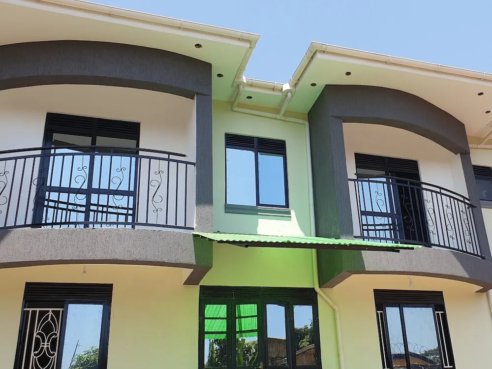 Kinene Residence Motel - Garuga Road, Entebbe