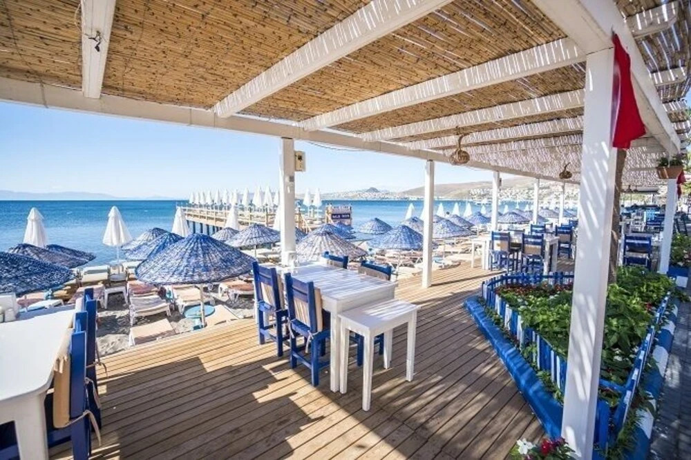 Eris Hotel