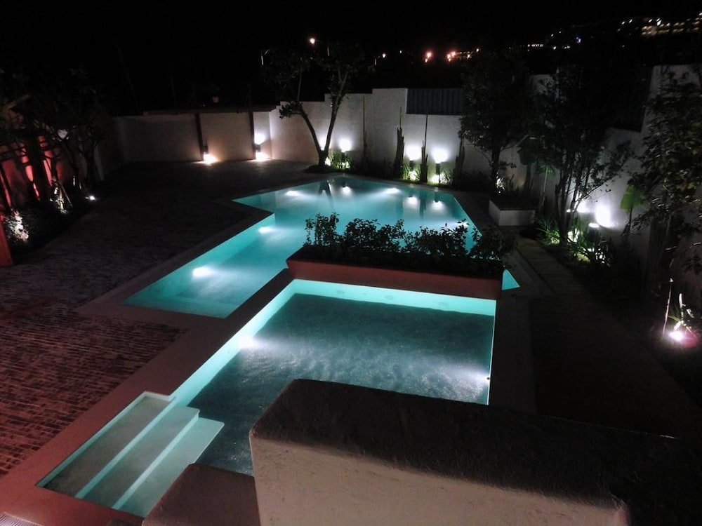 866 Oceanic View Villa