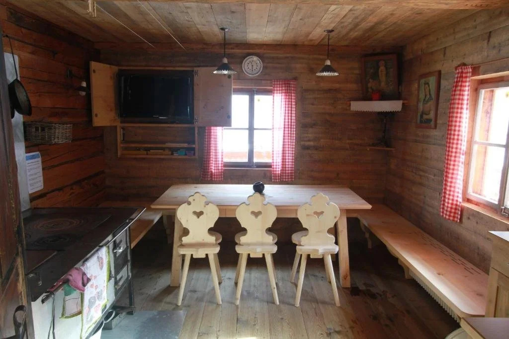 Ferienwohnungen am Berg - Almhütte Alfen