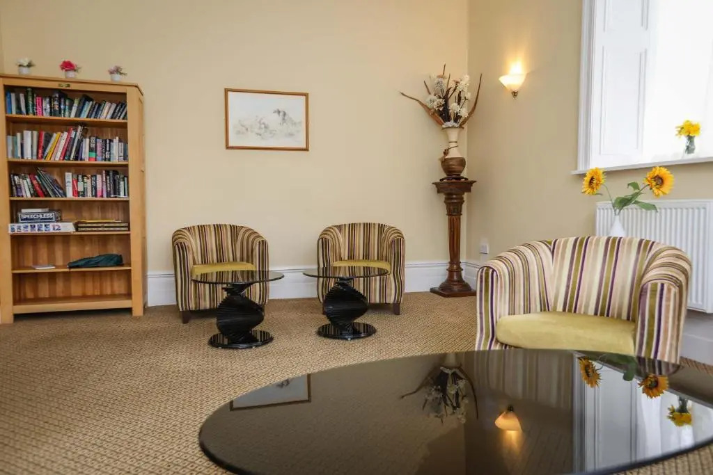 The Grove Hotel
