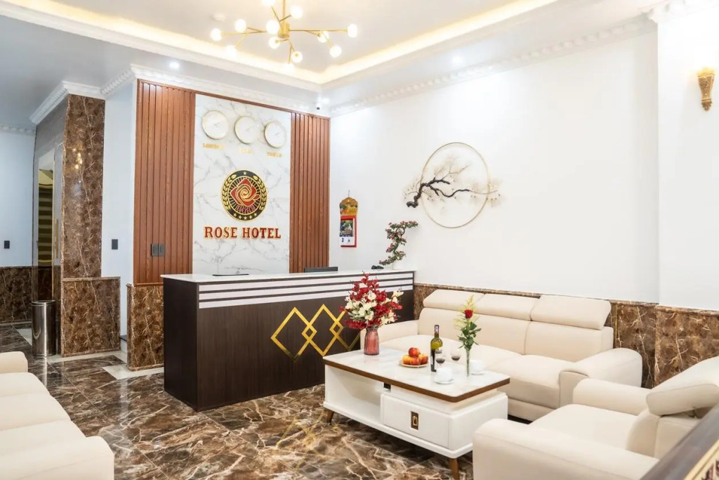 Rose Hotel