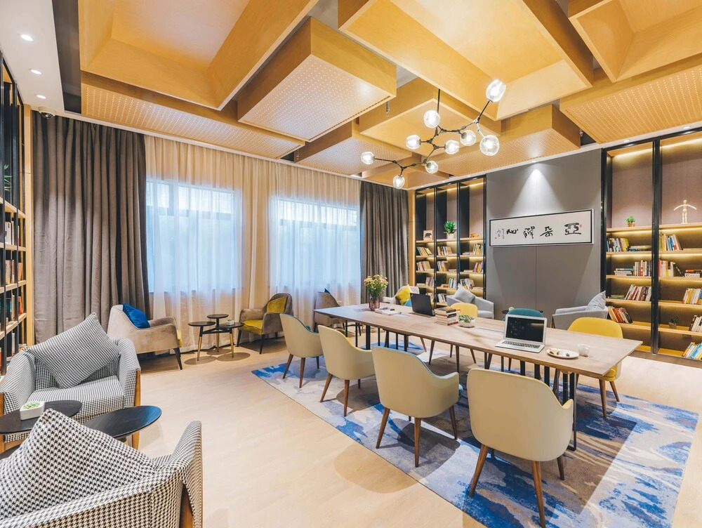 Atour Hotel Culture Square West Lake