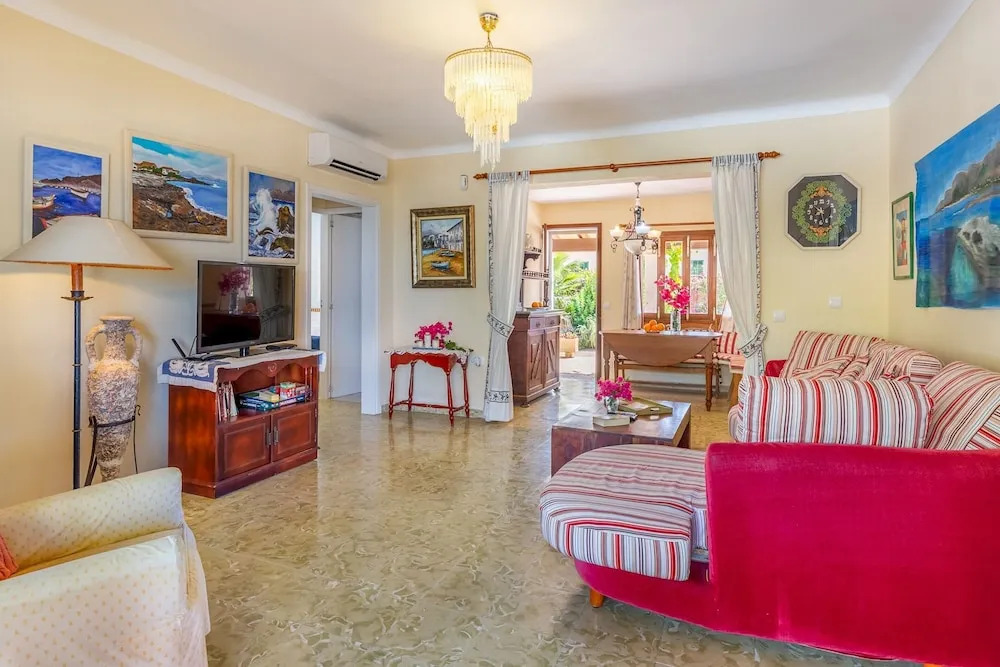 Sea side Cottage in Son Serra Marina 4 persons