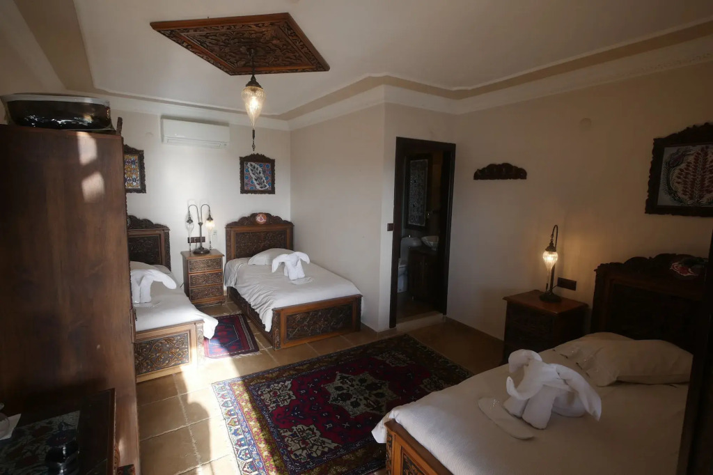 Nilya Hotel