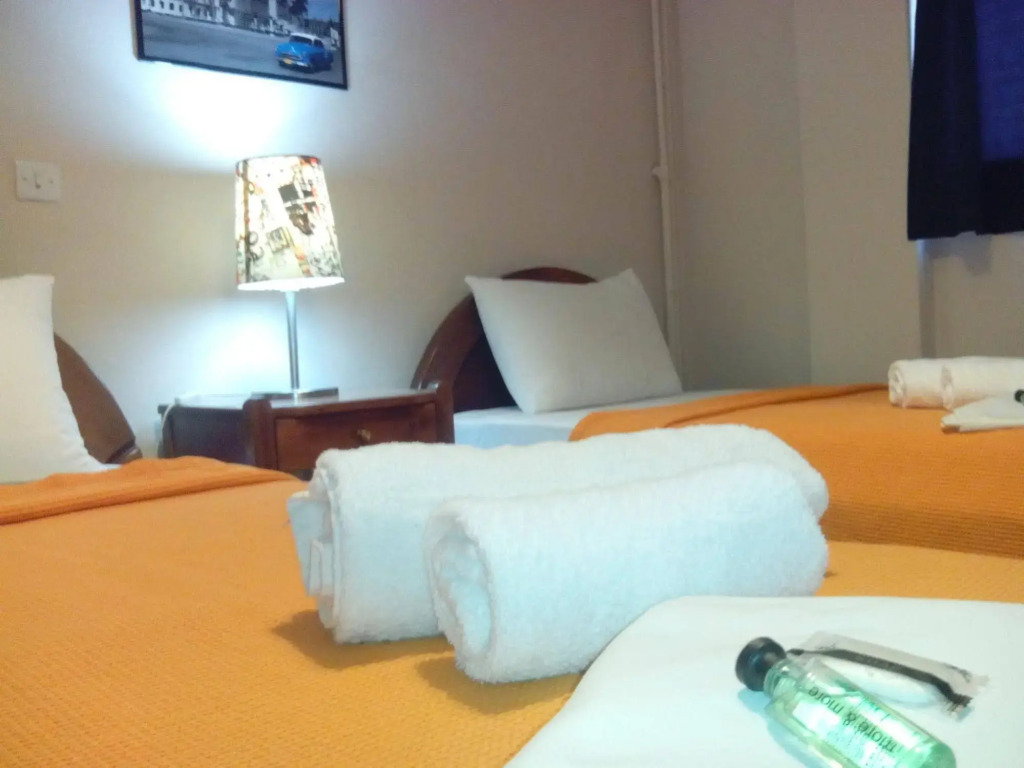 Achillion Hotel Piraeus