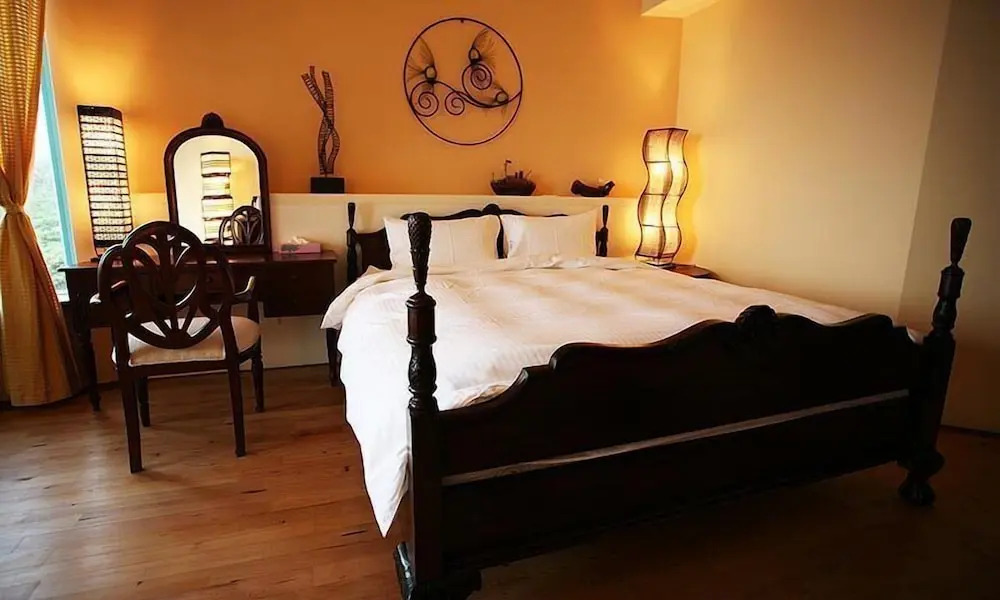 Yangjiao Cun Haijing Homestay